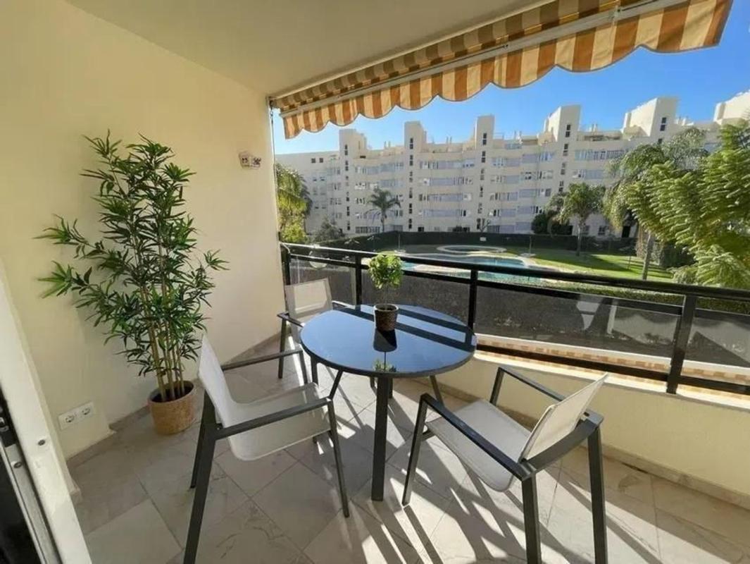Sprzedaż mieszkania w Piso en Playamar - Benyamina, Torremolinos, Torremolinos
photo 2