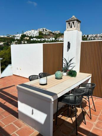 Duplex en venta en Dúplex en Urbanizacion Torre Esteril, 6, Los Arqueros-Puerto del Almendro, Benahavís, Benahavís photo 3