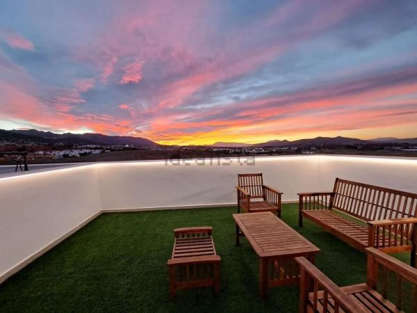 Chalet adosado en Avenida Santa Clara, Capellanía - Retamar, Alhaurín de la Torre photo 1