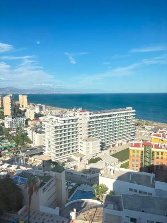 Venta de piso en Piso en Mercedes Las, El Bajondillo, Torremolinos, Torremolinos
photo 1