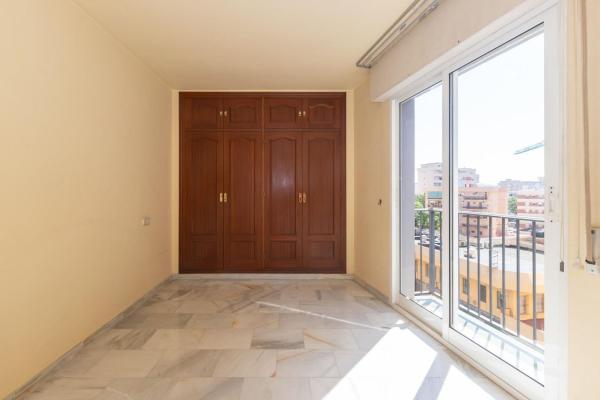 Sprzedaż mieszkania w Piso en Calle Ricardo León, Centro Ciudad, Fuengirola, Fuengirola
thumbnail 2