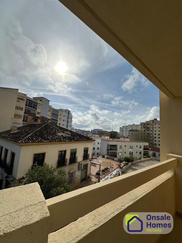 Продажа квартиры на Piso en Calle Jacinto Benavente, Huerta Belón-Calvario, Marbella, Марбелла
photo 2