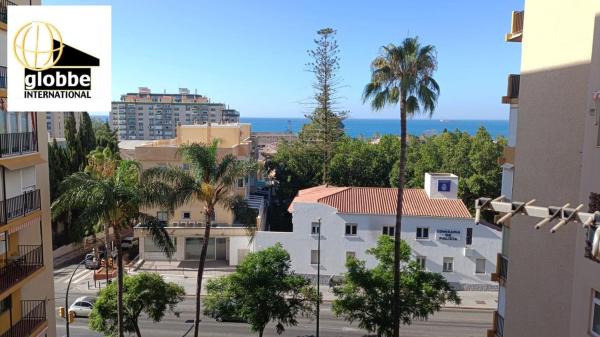 Venta de piso en Piso en Avenida Juan Sebastián Elcano, El Palo, Málaga, Málaga
photo 1