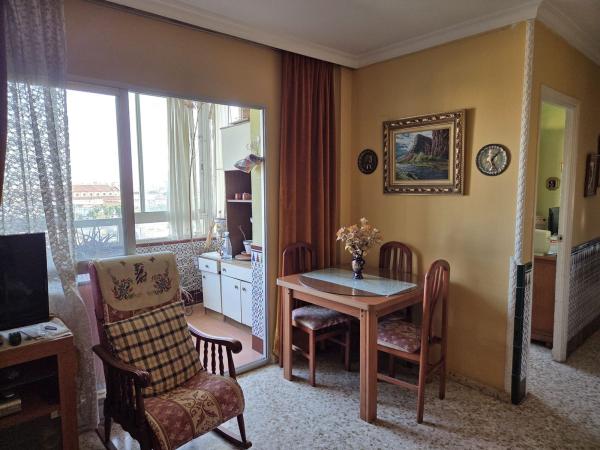 Venta de piso en Piso en Avenida de Carlos Haya, 1, Carranque - Haza Cuevas, Málaga, Málaga
photo 1