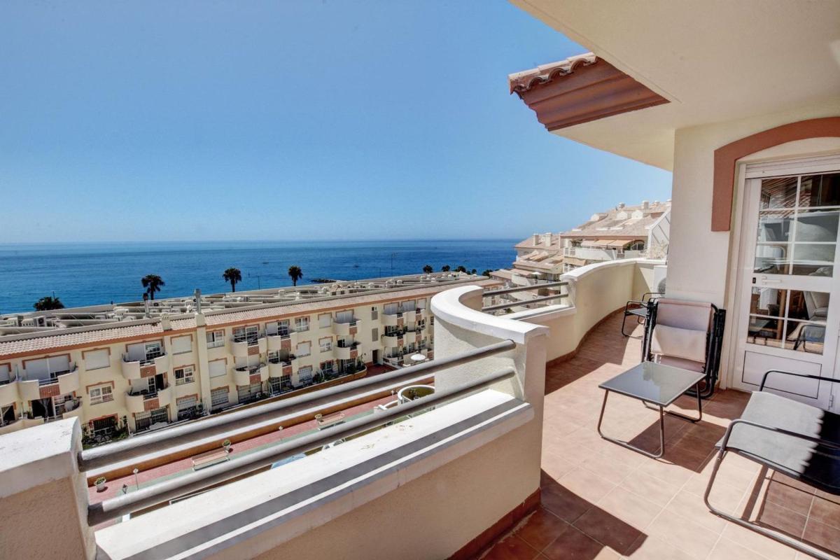 Sprzedaż mieszkania w Piso en Avenida del Sol, 16, Zona Centro Comercial Torrequebrada, Benalmádena, Benalmádena
photo 1