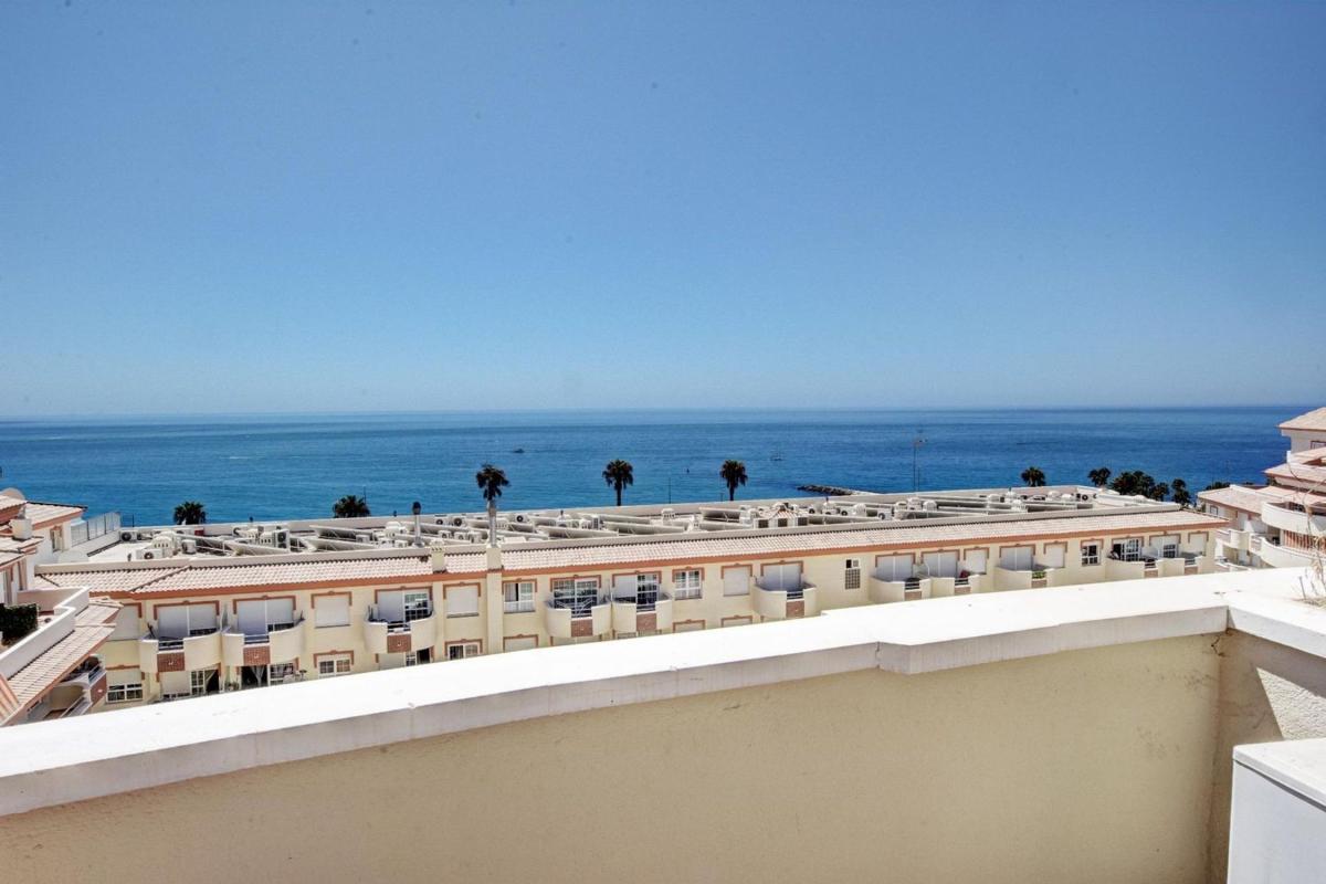 Sprzedaż mieszkania w Piso en Avenida del Sol, 16, Zona Centro Comercial Torrequebrada, Benalmádena, Benalmádena
photo 2