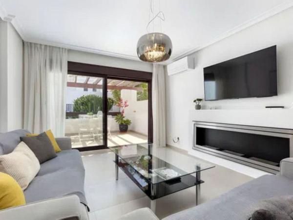 Venta de piso en Piso en Nueva Andalucía, Marbella, Marbella
thumbnail 3