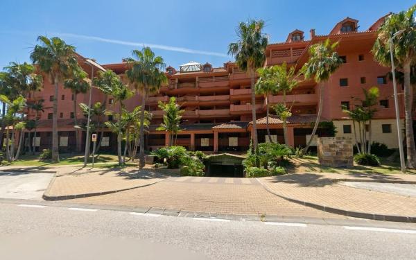Sprzedaż mieszkania w Piso en Avenida Retamar, 73, El Higuerón - Capellanía, Benalmádena, Benalmádena
photo 1