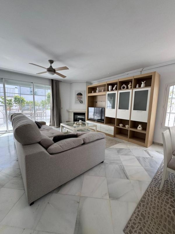 Venta de chalet adosado en  Chalet adosado en Poligono Urpng9, 91, Lomas de Marbella Club, Marbella , Marbella photo 5