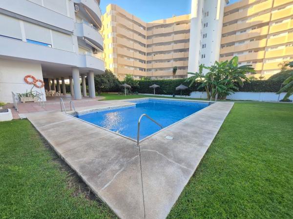 Продажа квартиры на Piso en Calle Alberto Morgenstern, Zona Sohail, Fuengirola, Фуэнхирола
thumbnail 3