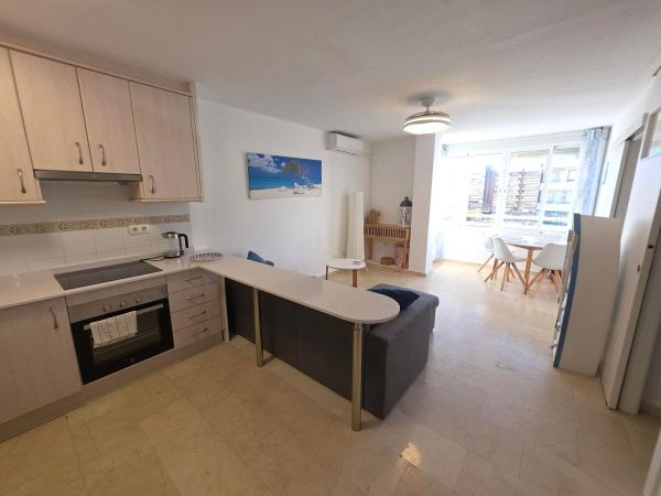Продажа квартиры на Piso en Calle Alberto Morgenstern, Zona Sohail, Fuengirola, Фуэнхирола
 photo 4