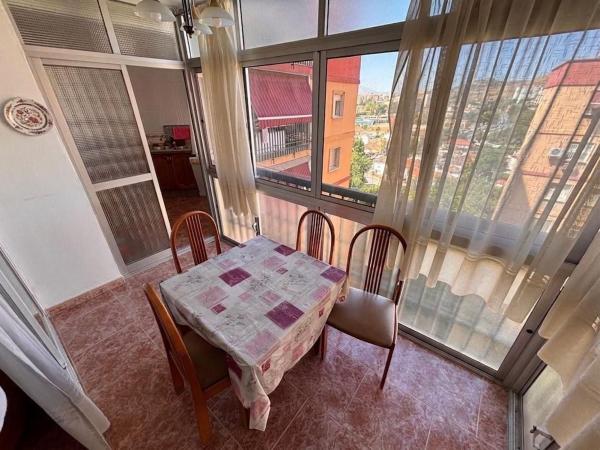 Venta de piso en Piso en Avenida Nuestra Señora de las Guías, Mangas Verdes - Las Flores, Málaga, Málaga
 photo 4