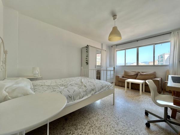 Venta de piso en Piso en Centro Histórico, Málaga, Málaga
thumbnail 2
