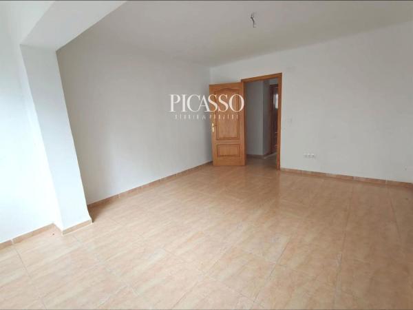 Venta de piso en Piso en Calvario, Torremolinos, Torremolinos
photo 1