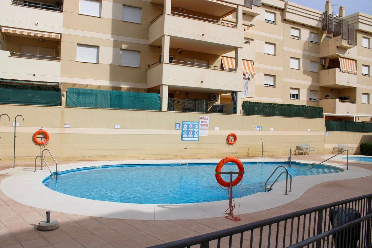 Продажа квартиры на Piso en Calle Mirador de la Dehesa, Torrox Pueblo, Torrox, Торрокс
 photo 2