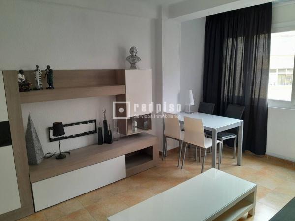 Venta de piso en Piso en Calle Armengual de la Mota, Perchel norte, Málaga, Málaga
photo 1