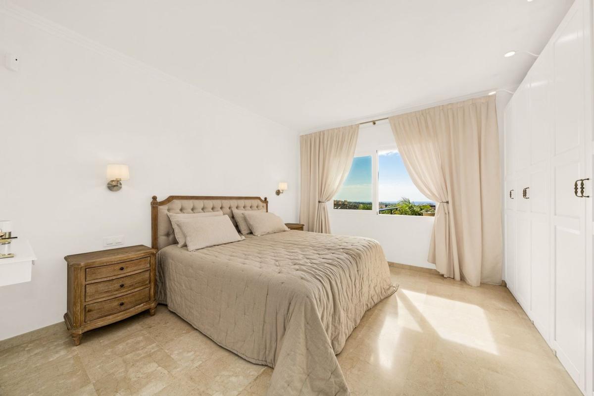 Venta de piso en Piso en Avenida Giuseppe Filippa, 1, Green Hills - Las Cumbres de Elviria, Marbella, Marbella
photo 5