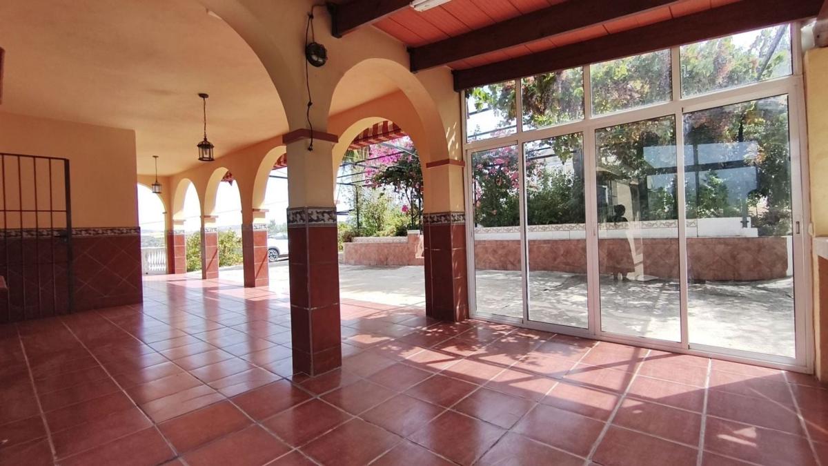 Properties for sale and rent in Spain photo 5