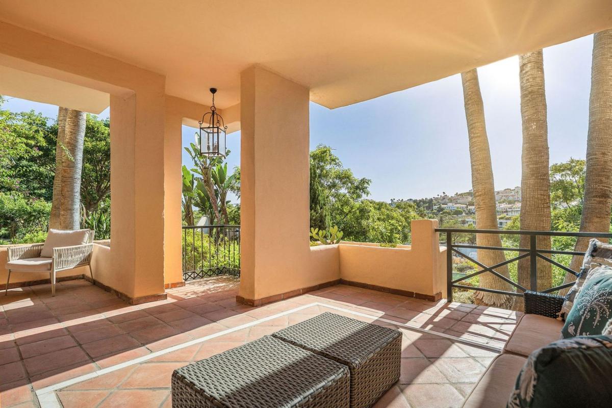 Sprzedaż mieszkania w Piso en Nueva Atalaya, Estepona, Estepona
photo 1