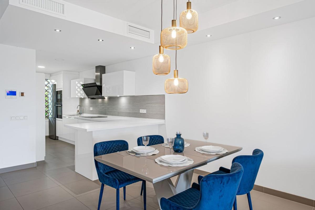 Продажа таунхауса в  Chalet adosado en Calle Felisa de Cortes, 10, La Alquería, Benahavís , Бенахавис photo 2