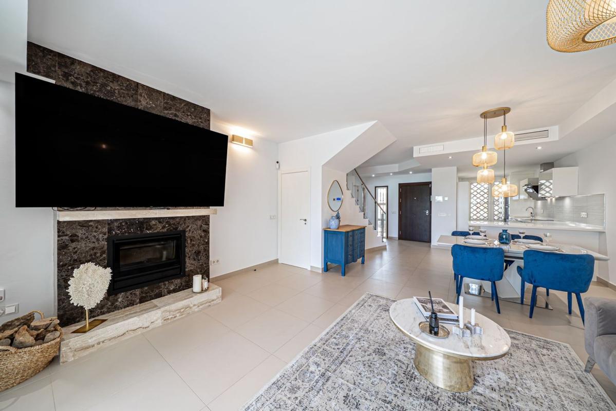 Продажа таунхауса в  Chalet adosado en Calle Felisa de Cortes, 10, La Alquería, Benahavís , Бенахавис photo 5