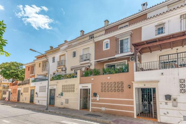 Chalet adosado en Calle Fotógrafo Juan López Duerto, Coin photo 4