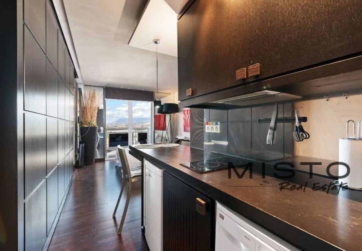 Venta de piso en Piso en Plaza Pedro Antonio de Alarcón, Las Brisas, Marbella, Marbella
photo 4