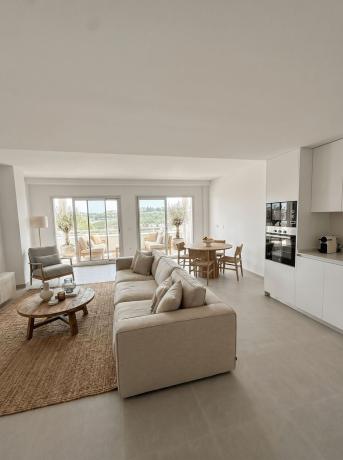 Продажа квартиры на Piso en Calle Islas Caimán, Cancelada, Estepona, Эстепона
 photo 1