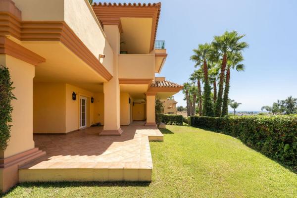 Venta de piso en Piso en Rodeo Alto-Guadaiza-La Campana, Marbella, Marbella
photo 1