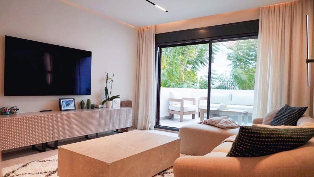 Venta de piso en Piso en Calle el Califa, Nueva Andalucía, Marbella, Marbella
photo 3