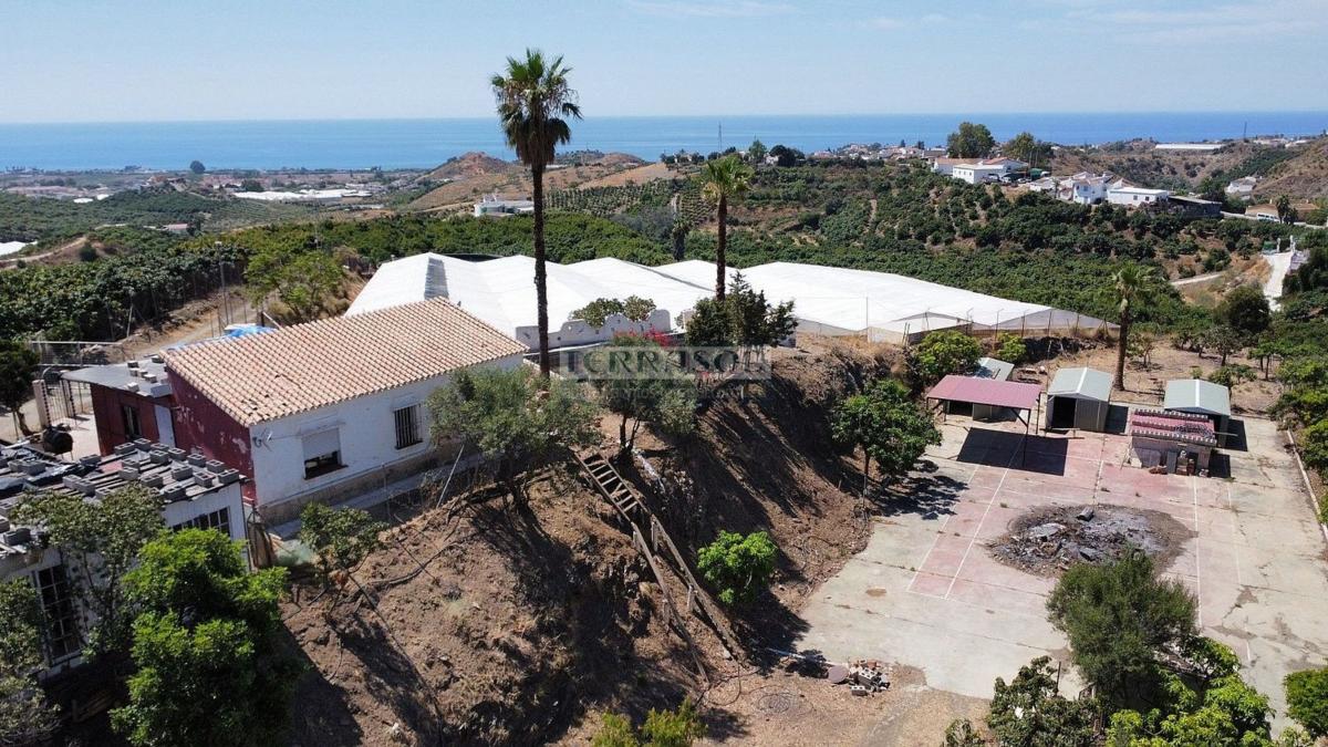 Propiedades en venta y alquiler en España photo 1