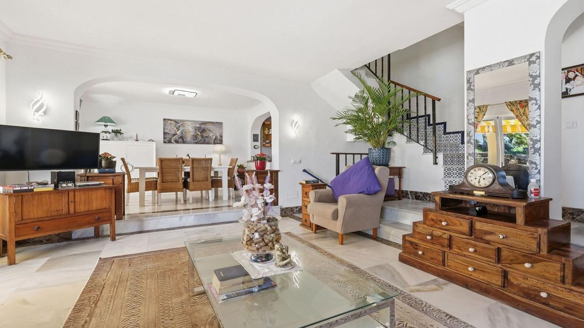 Properties for sale and rent in Spain photo 4