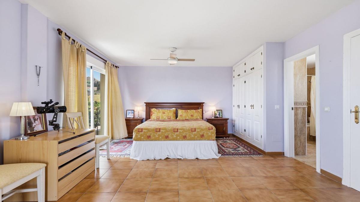 Properties for sale and rent in Spain photo 5
