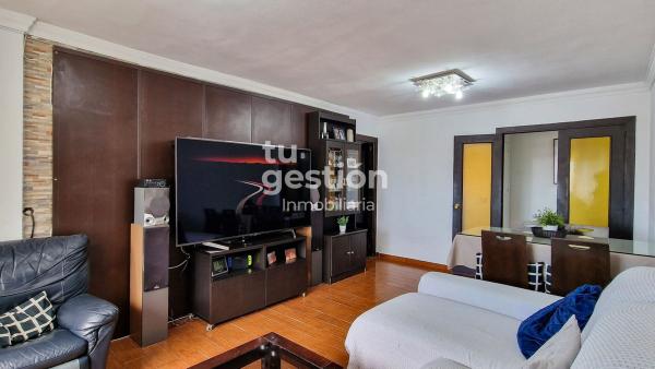 Venta de piso en Piso en El Consul - El Romeral, Málaga, Málaga
thumbnail 3