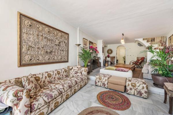 Chalet adosado en Turmalina-arroyo Piedras, 1, Nagüeles, Marbella thumbnail 2
