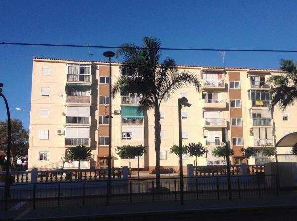 Продажа квартиры на Piso en Vivar Tellez, Zona Hispanidad - Vivar Téllez, Vélez-Malaga, Велес-Малага
photo 1