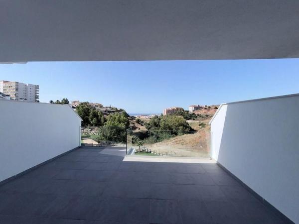 Продажа квартиры на Piso en Torreblanca del Sol, Fuengirola, Фуэнхирола
thumbnail 2
