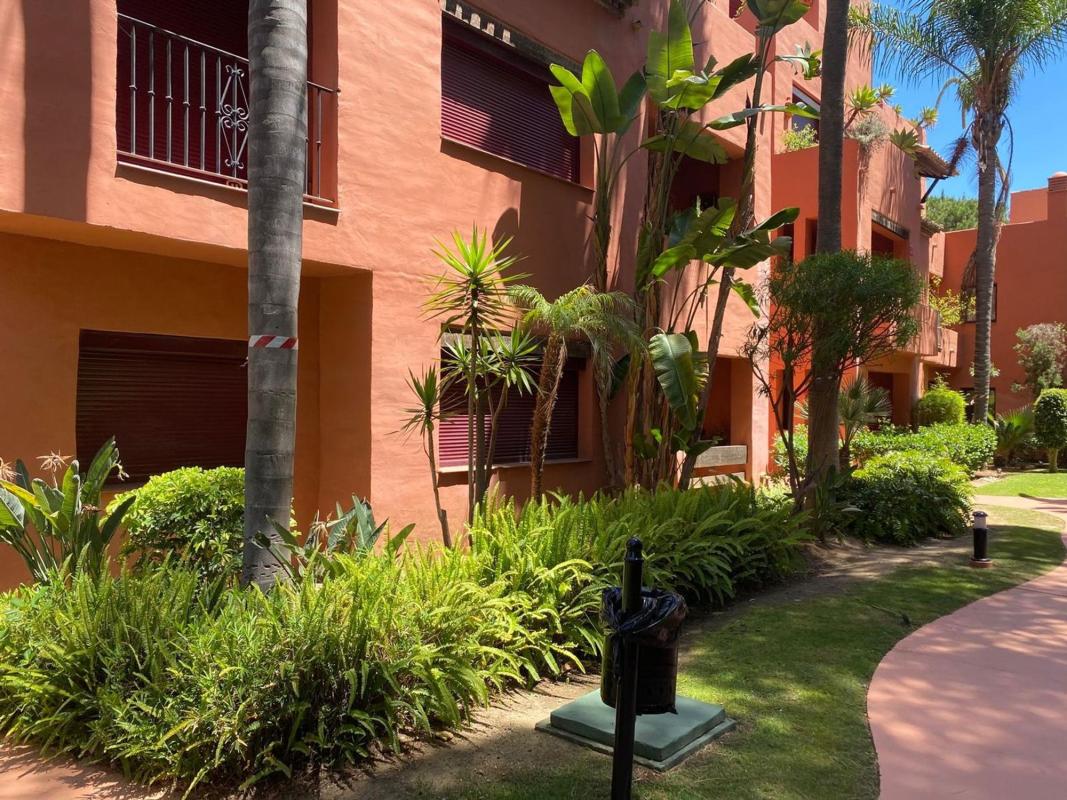 Продажа квартиры на Piso en Avenida Concha Nácar, Romana Playa, Marbella, Марбелла
photo 1