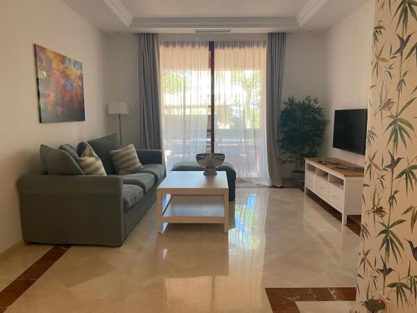 Venta de piso en Piso en Avenida Concha Nácar, Romana Playa, Marbella, Marbella
thumbnail 3
