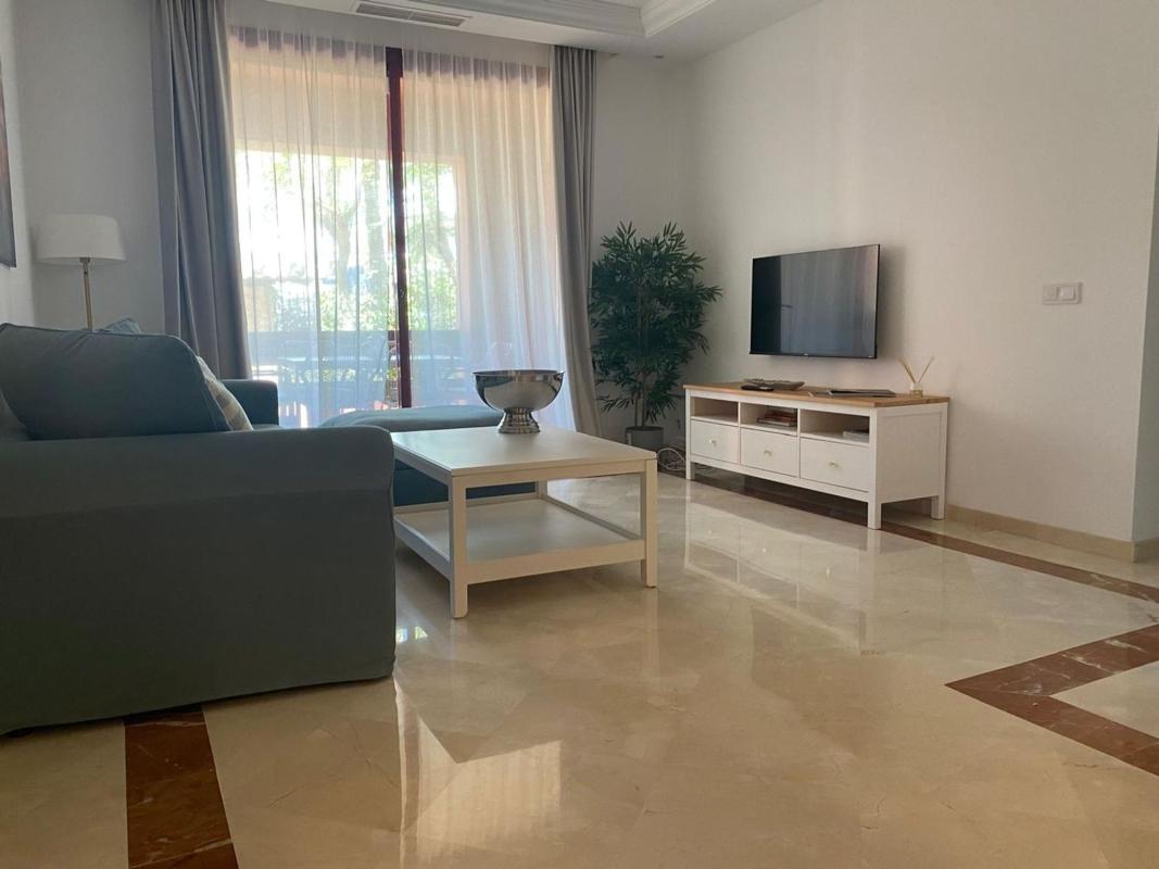 Продажа квартиры на Piso en Avenida Concha Nácar, Romana Playa, Marbella, Марбелла
photo 4