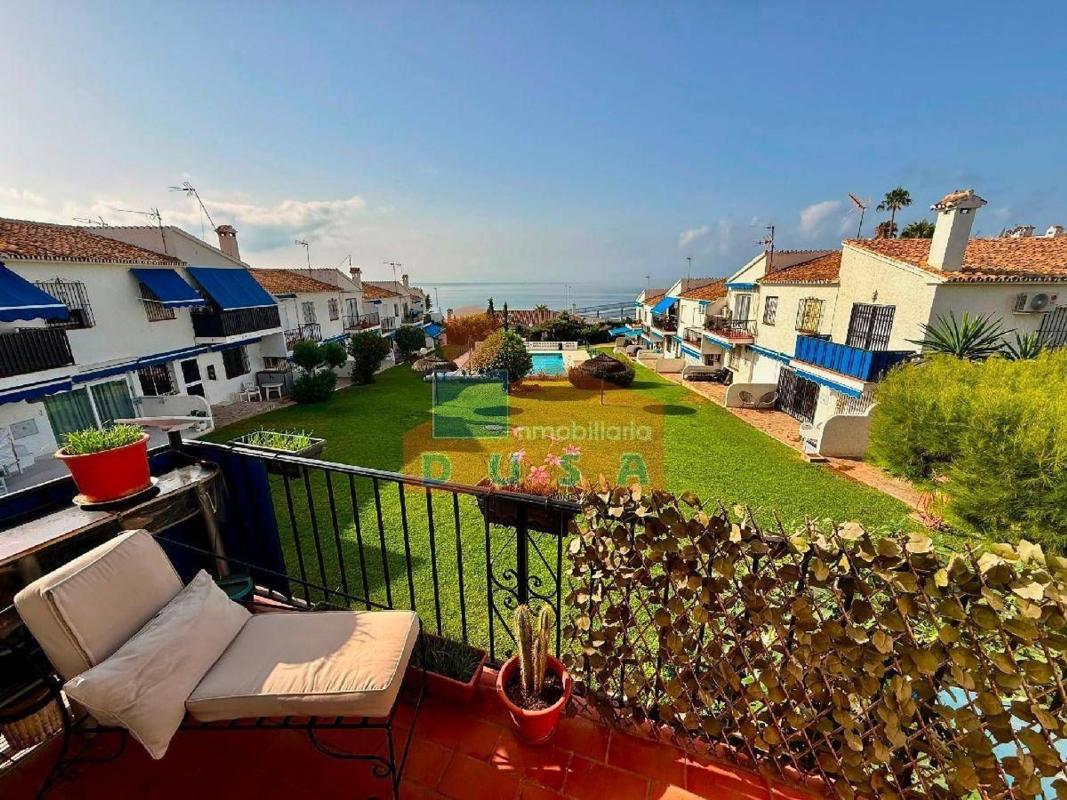 Продажа квартиры на Piso en Calaburra - Chaparral, Mijas, Михас
photo 1