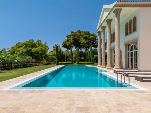 Casa o chalet independiente en Sierra Blanca, Marbella thumbnail 2