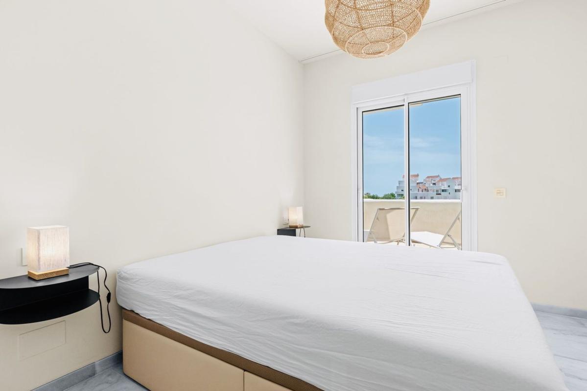 Продажа квартиры на Piso en Valle Romano, 3, Valle Romano Golf, Estepona, Эстепона
photo 5