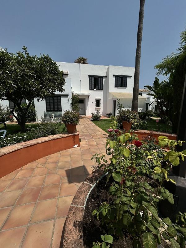 Venta de chalet independiente en Casa o chalet en Calle Ficus, Linda Vista-Nueva Alcántara-Cortijo Blanco, Marbella, Marbella
photo 1