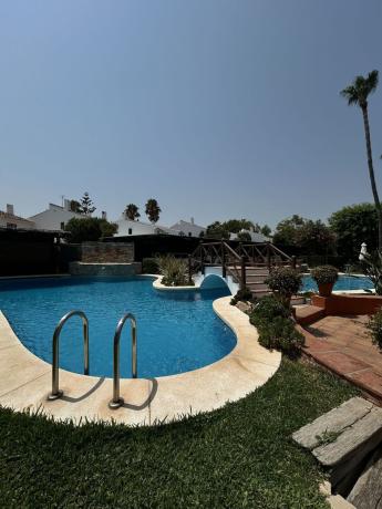 Chalet independiente en venta en Casa o chalet en Calle Ficus, Linda Vista-Nueva Alcántara-Cortijo Blanco, Marbella, Marbella
 photo 4