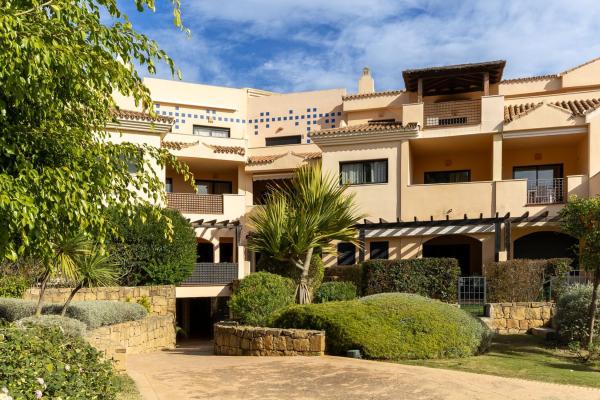 Venta de piso en Piso en Calle las Mimosas, 5, Puerto Banús, Marbella, Marbella
 photo 4