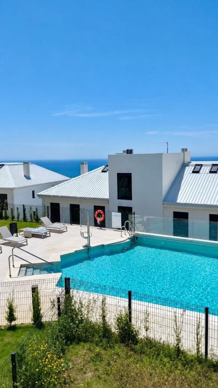 Продажа квартиры на Piso en Calle Golondrinas, El Higuerón, Fuengirola, Фуэнхирола
photo 4