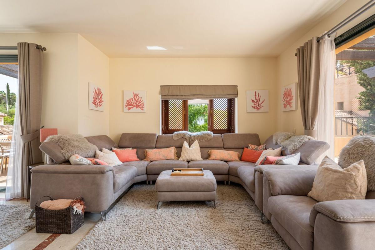 Venta de duplex en Dúplex en Dos Hermanas II, 1, Nueva Atalaya, Estepona, Estepona photo 4