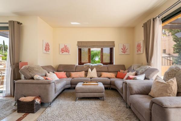 Duplex en venta en Dúplex en Dos Hermanas II, 1, Nueva Atalaya, Estepona, Estepona photo 4