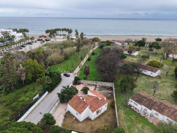 Chalet independiente en venta en Casa o chalet en Villacana - Costalita - Saladillo, Estepona, Estepona
 photo 2